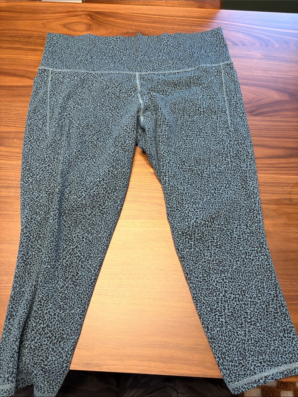 Athleta Teal and Black Speckled Textured Tights Salutation Stash II